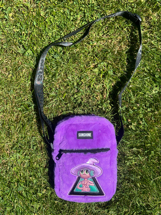 CLANCY FURRY SLING BAG