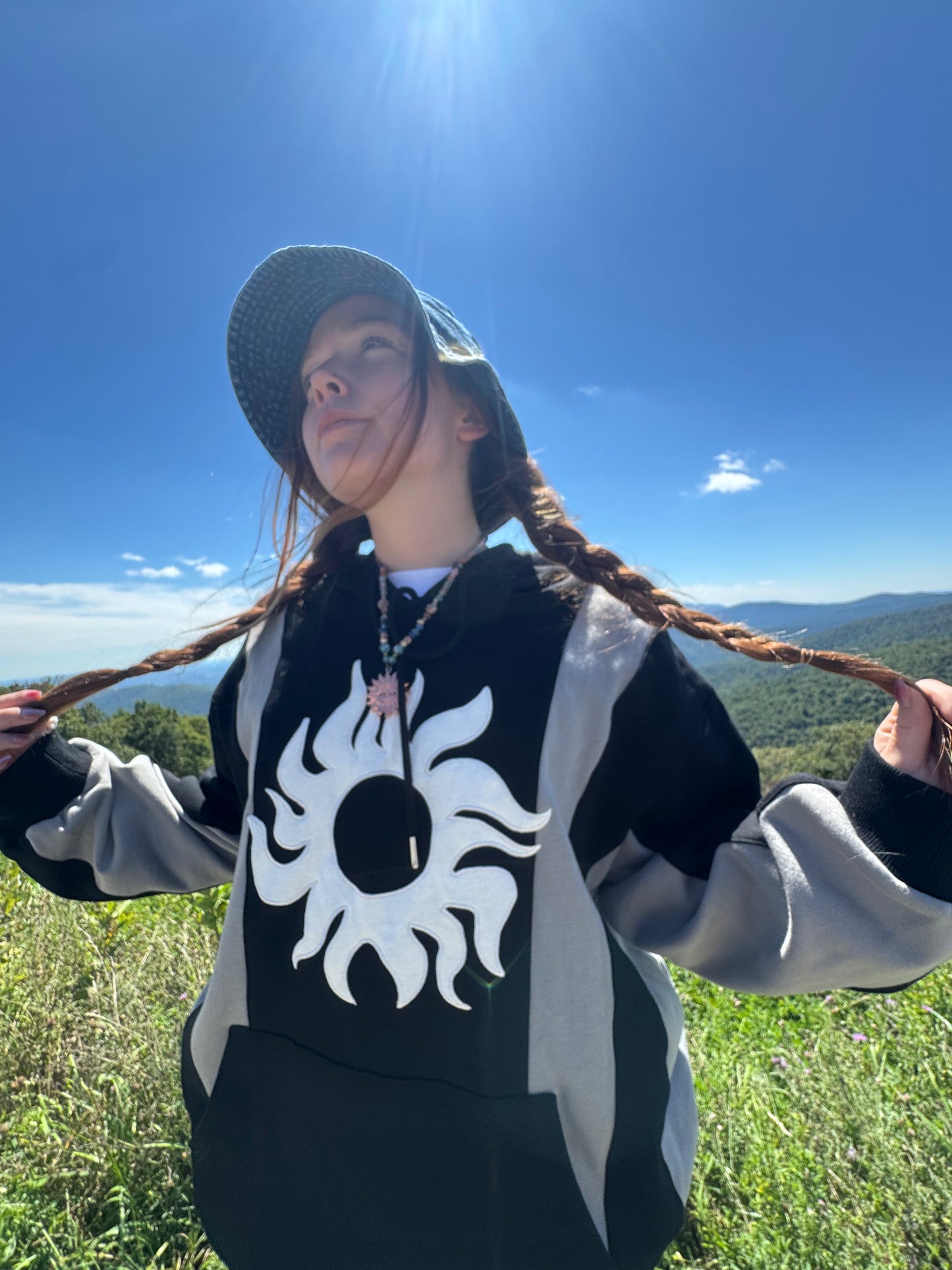 SUNSHINE TWO TONE V2 HOODIE