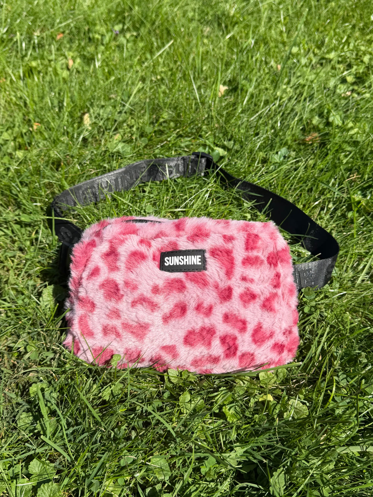 SUNSHINE PINK FURRY FANNY PACK