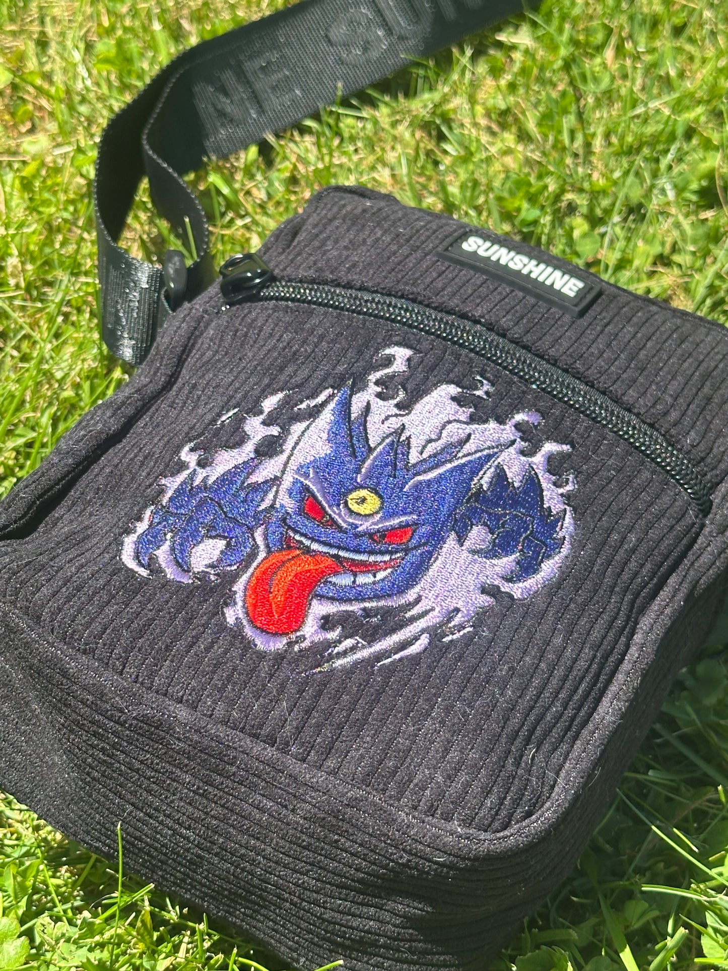 PHANTOM CORDUROY SLING BAG